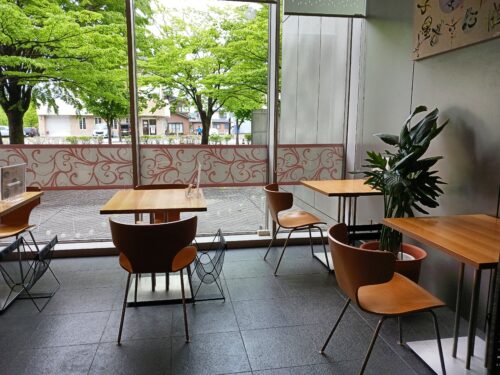 山形市テルサレストランco・suzu(こすず)の内観