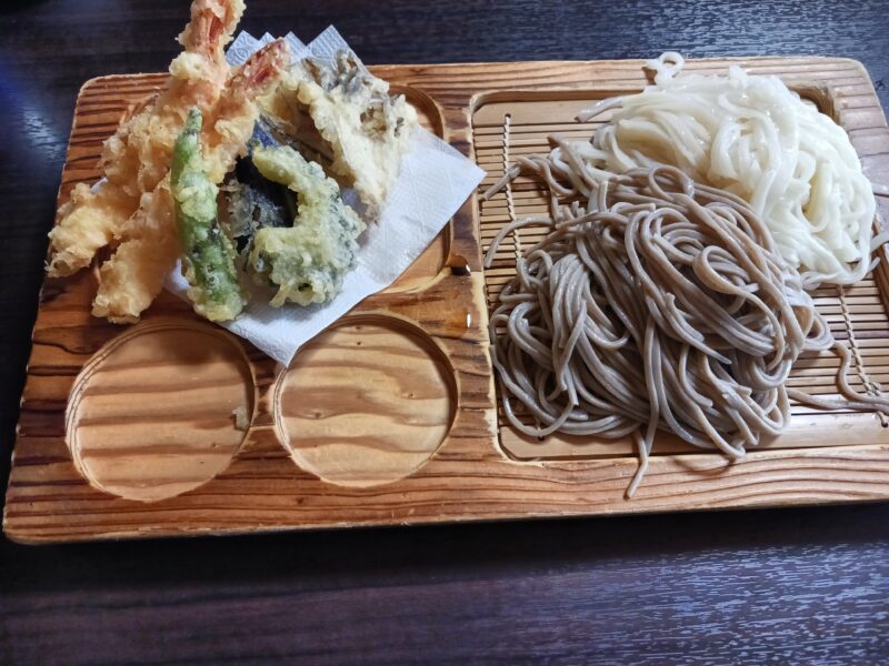山形市そば処すぎの合盛り天ざる