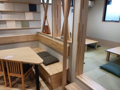 山形市お食事処奥櫻の内観