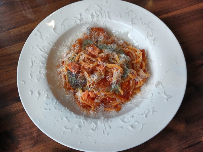 山形市カタズキッチントラベリンのボロネーゼ