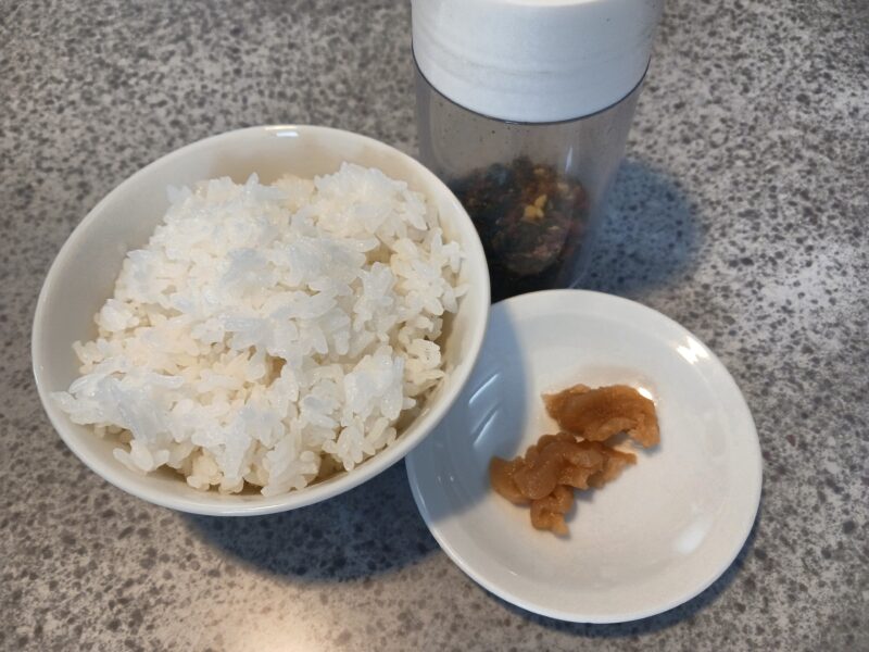 山形市だるまや本店の半ライス