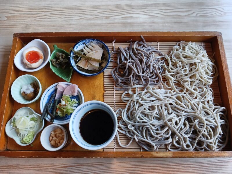 上山市本手打ち蕎麦あららぎの板蕎麦