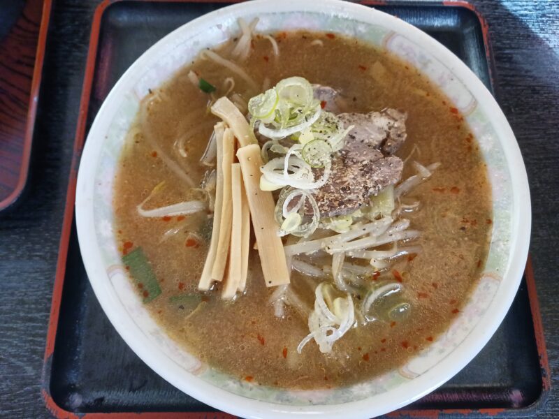 山形市　手打ちそば あづまやのみそらーめん